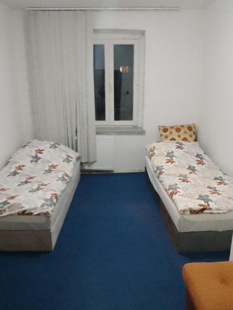 Sagittarius Hostel- Pracowniczy 罗兹 外观 照片